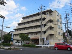ラハイナハイツ焼山の外観画像