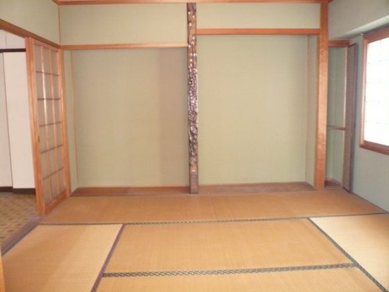 ベッドルーム