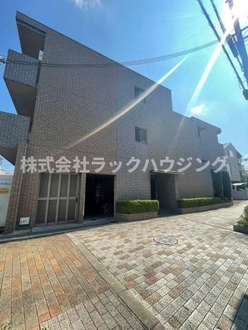 エクセル吹田の外観画像