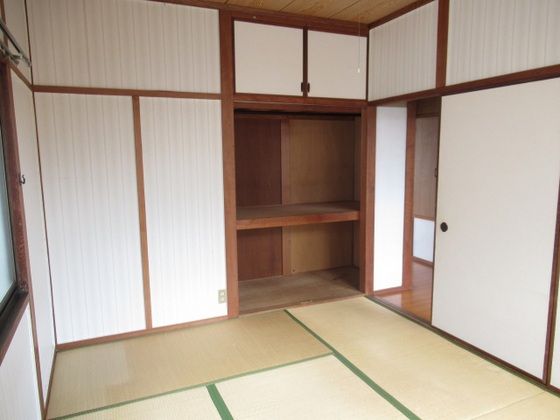 ベッドルーム