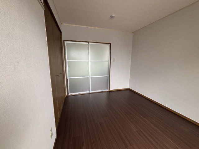 ベッドルーム
