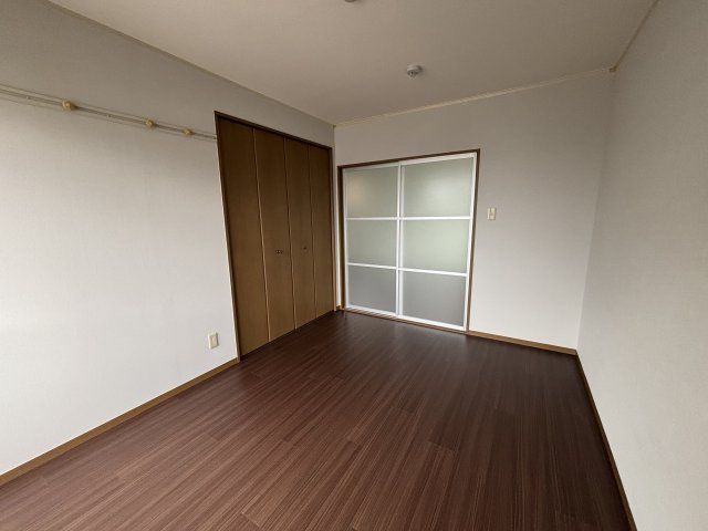 ベッドルーム