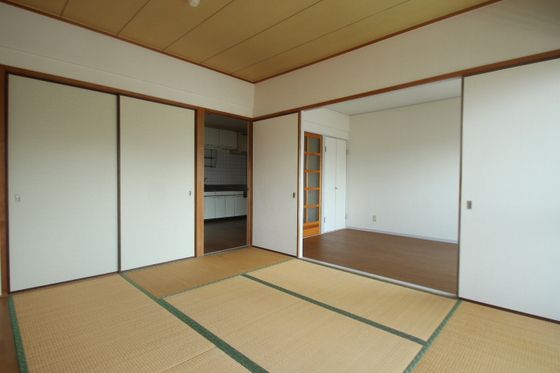 ベッドルーム