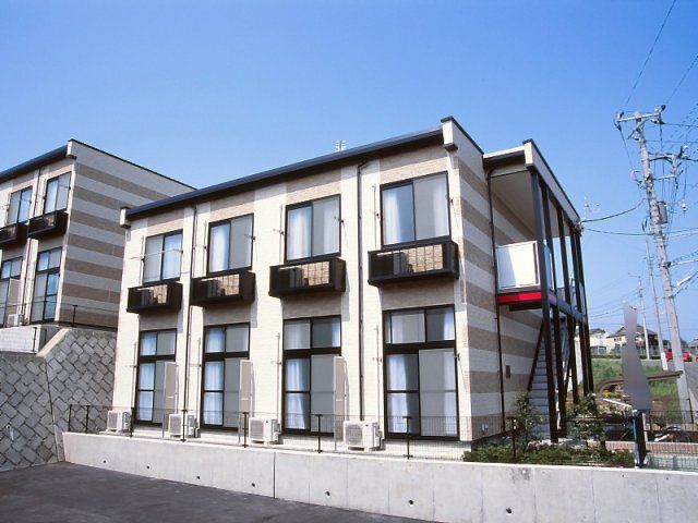 レオパレス湘南山手館Bの外観画像
