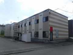 レオパレスリバーパークの外観画像