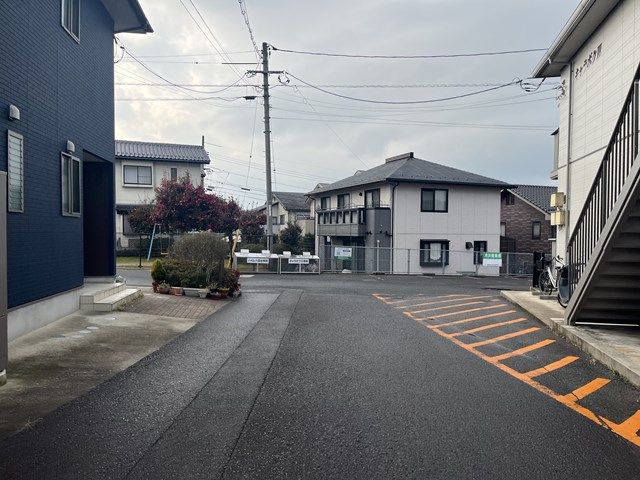 近くに施設あり