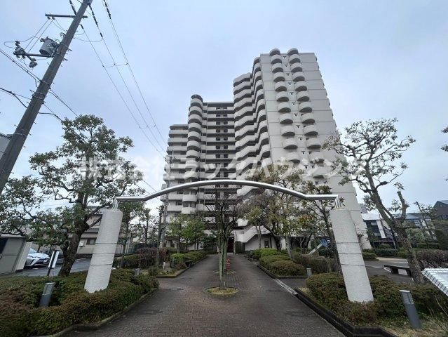 エステスクエア・アクロス大日の外観画像