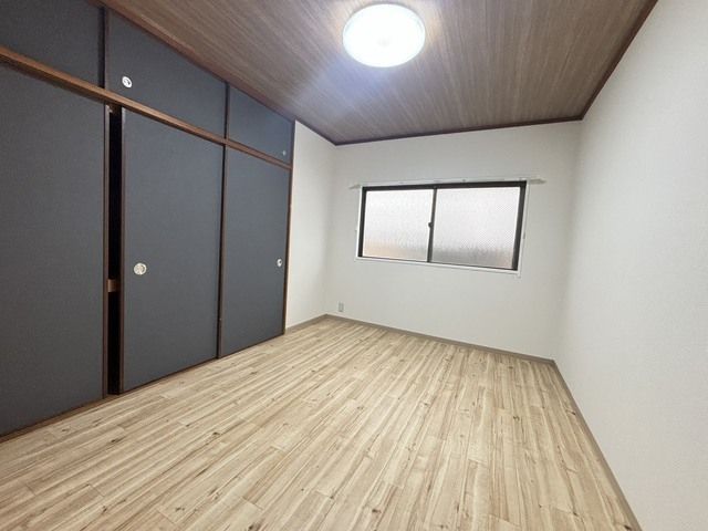 ベッドルーム