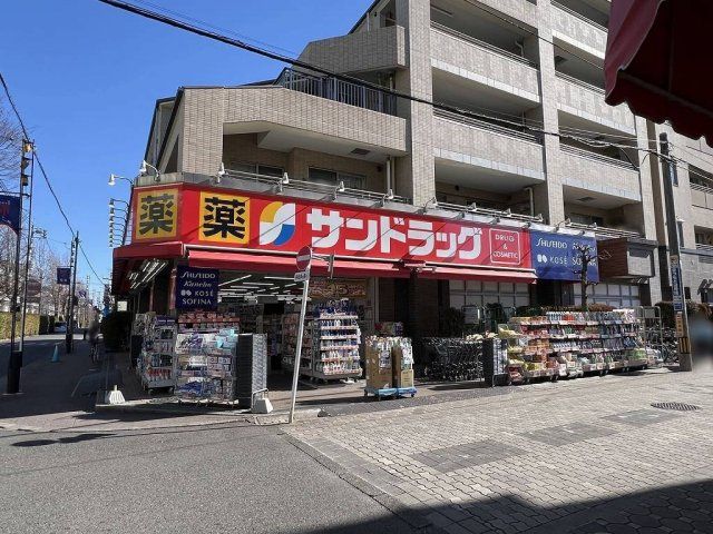 近くに施設あり