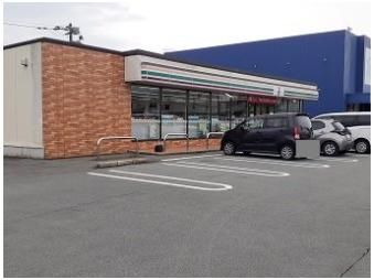 セブンイレブンまで500m