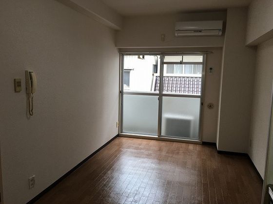 ベッドルーム