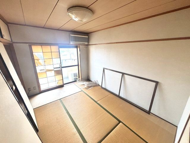 ベッドルーム