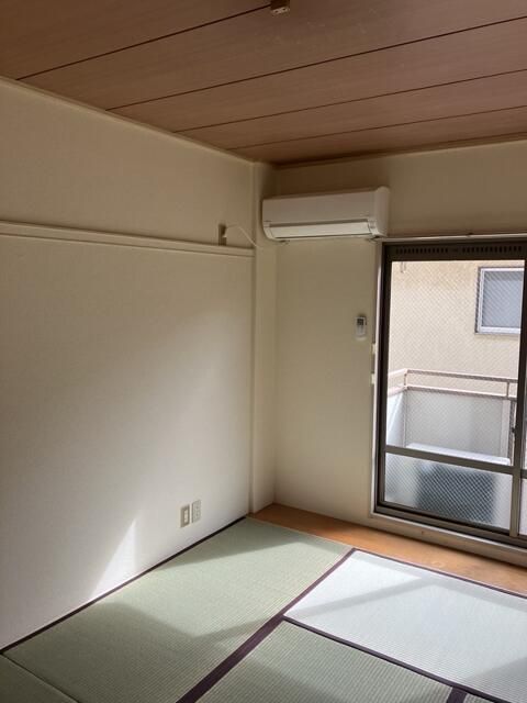 ベッドルーム