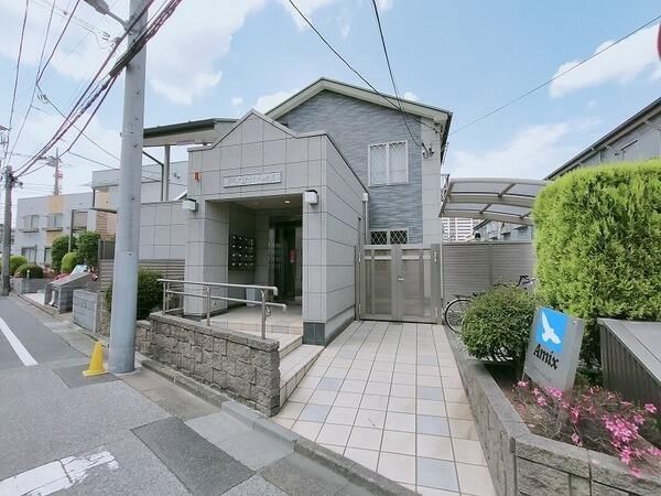 210アパートメントBの外観画像