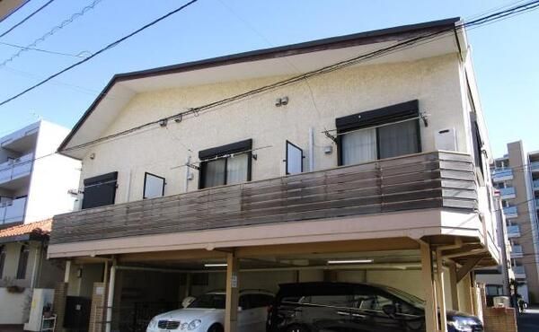 シャレー本八幡の外観画像