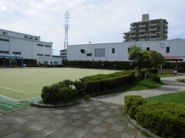 近くに施設あり