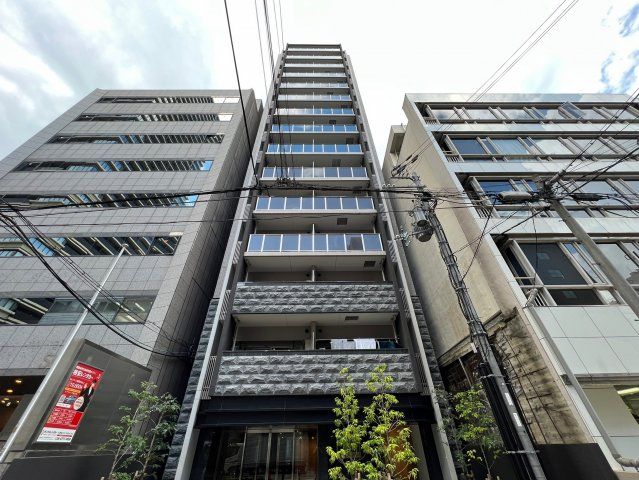 プレサンスロジェ堺筋本町の外観画像
