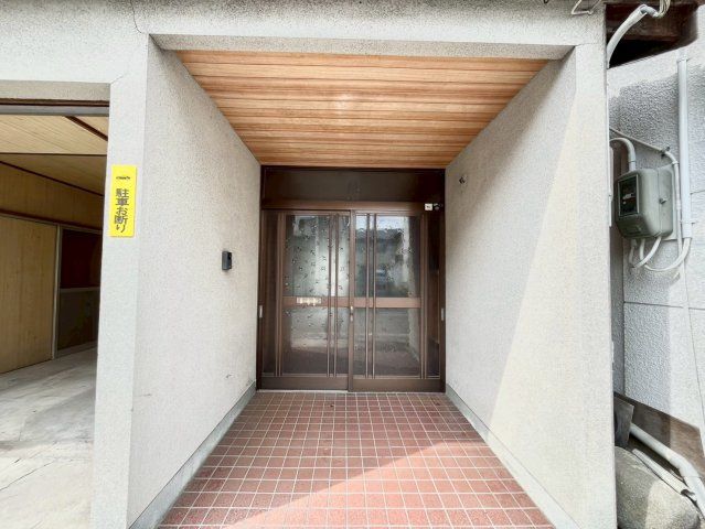 玄関