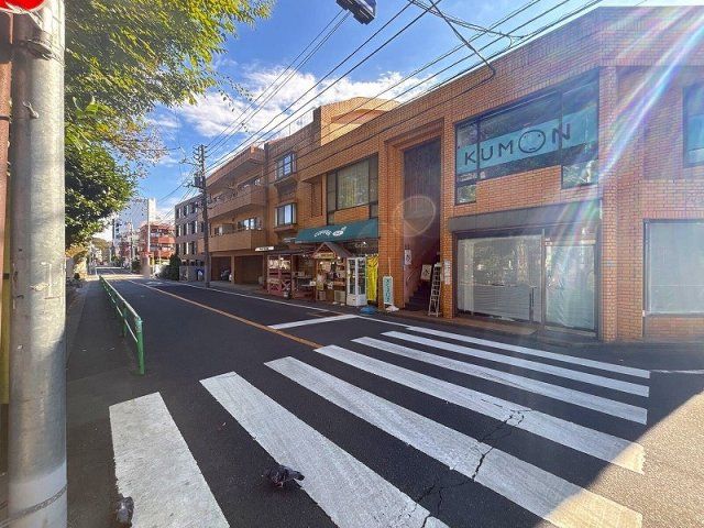 近くに施設あり