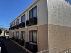 レオパレスパピヨンAの外観画像