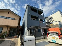 リユニオン三条の外観画像