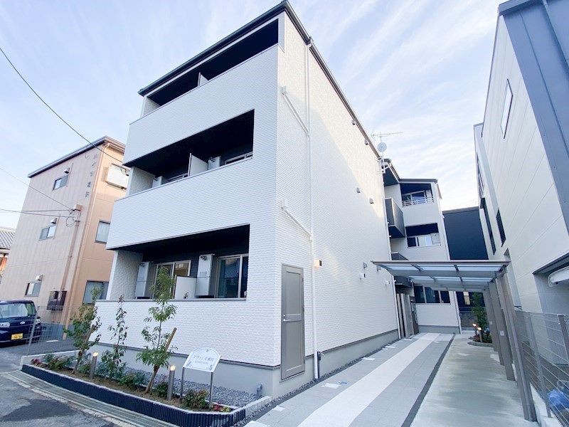 アヴァンセ瀬田の外観画像