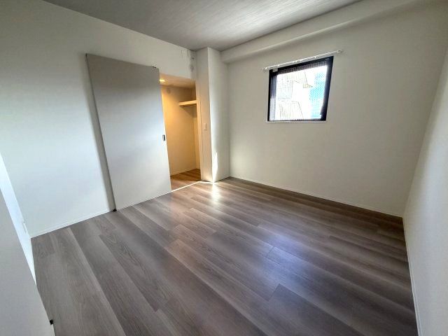 ベッドルーム