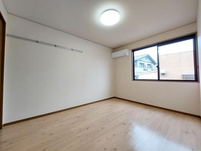 ファミリーマート／八幡御開店 (234m)