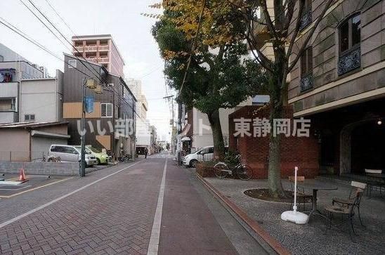 近くに施設あり