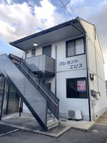 クレセント エビスの外観画像