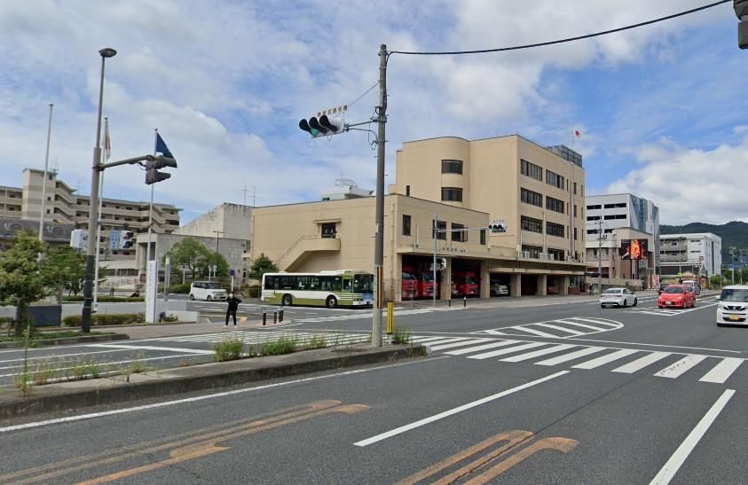 近くに施設あり