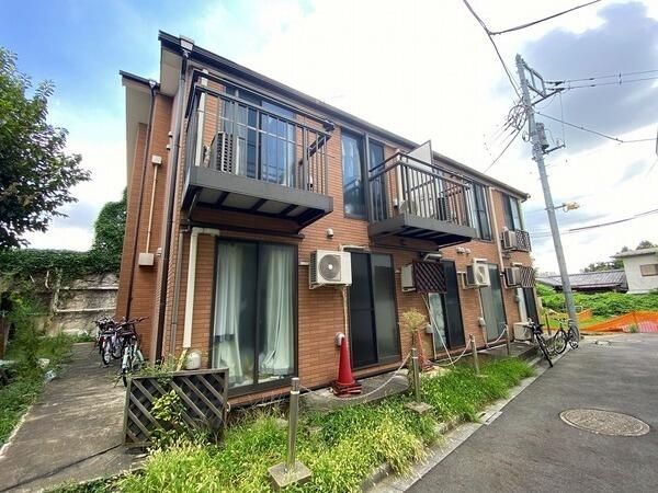 西日暮里駅前ハイツの外観画像