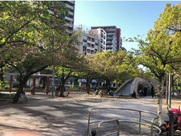 近くに施設あり