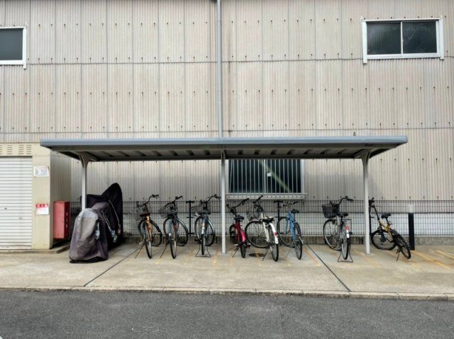 近くに施設あり
