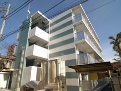 レオパレスストレーザ椿森の外観画像