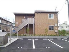 クリスタルハイツAの外観画像