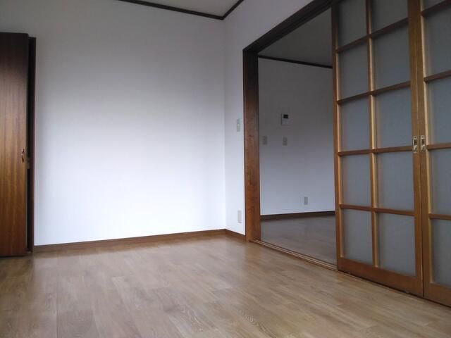 ベッドルーム