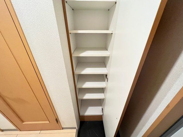 収納