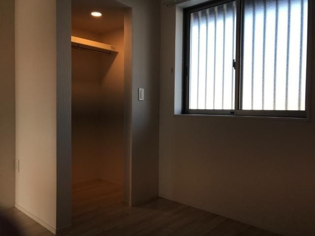 ベッドルーム
