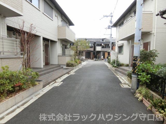 近くに施設あり