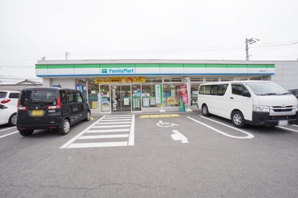 近くに施設あり