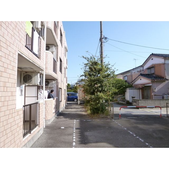 近くに施設あり