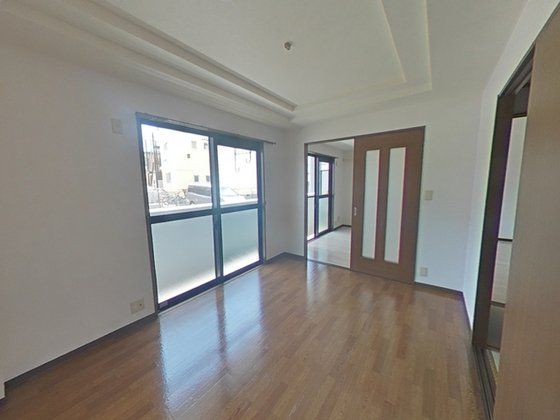ベッドルーム