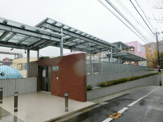 九州共立大学付属自由ヶ丘幼稚園(540m)