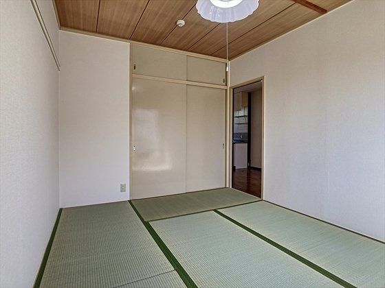 ベッドルーム