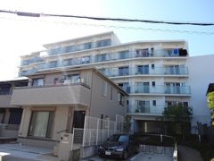 ロイスグラン神戸湊川公園の外観画像