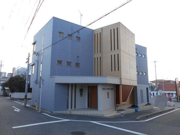 HILL SIDE FOURの外観画像