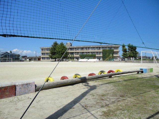 近くに施設あり