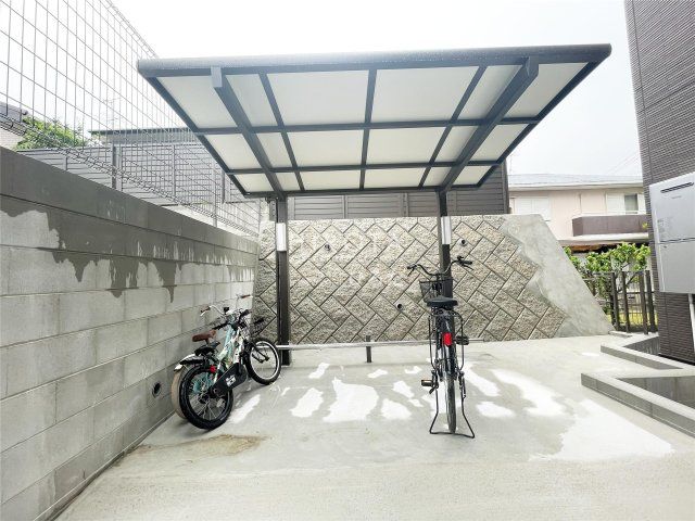 愛真幼稚園(590m)