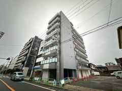 アヴェーレ早苗の外観画像